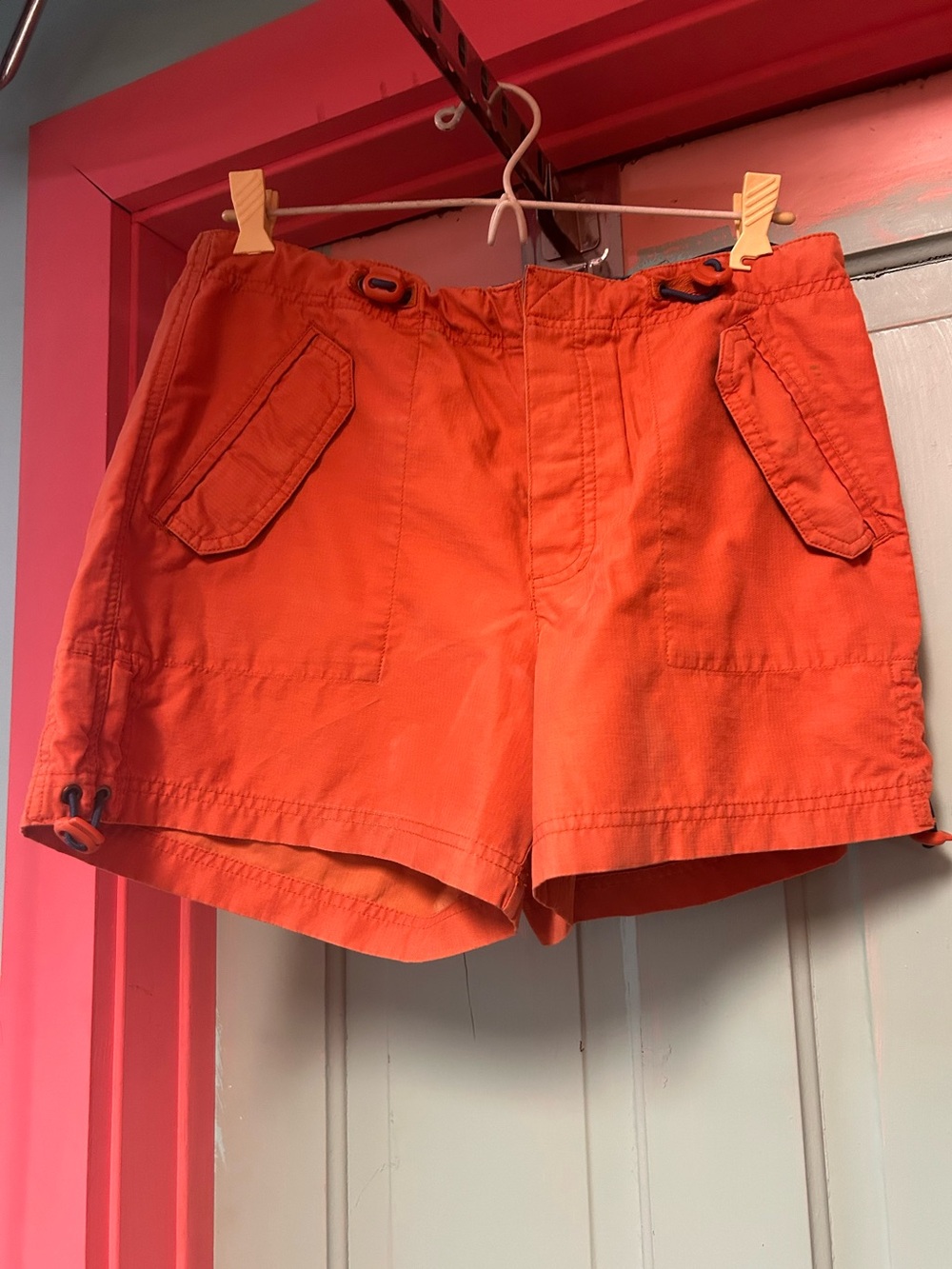 American Eagle cargo shorts